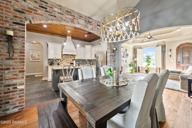 317 Cypress View Drive, Youngsville, LA 70592