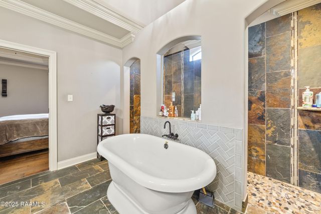 317 Cypress View Drive, Youngsville, LA 70592