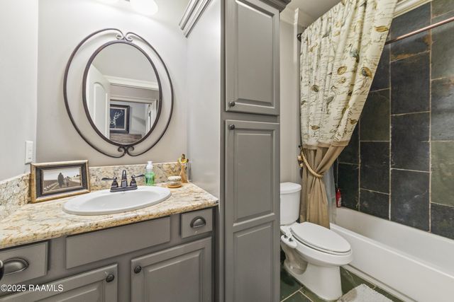 317 Cypress View Drive, Youngsville, LA 70592