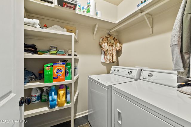 317 Cypress View Drive, Youngsville, LA 70592