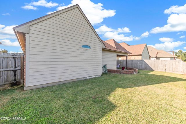 317 Cypress View Drive, Youngsville, LA 70592