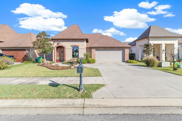 317 Cypress View Drive, Youngsville, LA 70592