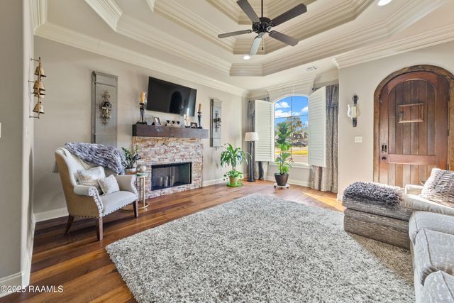 317 Cypress View Drive, Youngsville, LA 70592