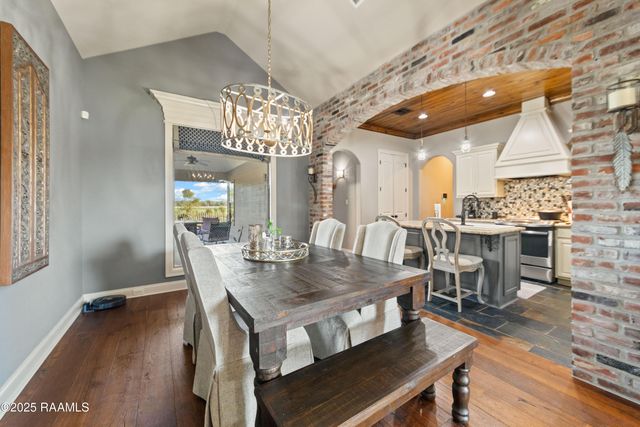 317 Cypress View Drive, Youngsville, LA 70592