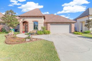 317 Cypress View Drive, Youngsville, LA 70592