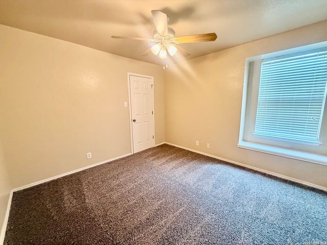 3615 DUNLAP FIELDS, Converse, TX 78109