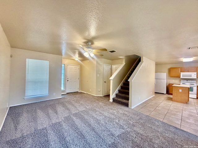 3615 DUNLAP FIELDS, Converse, TX 78109