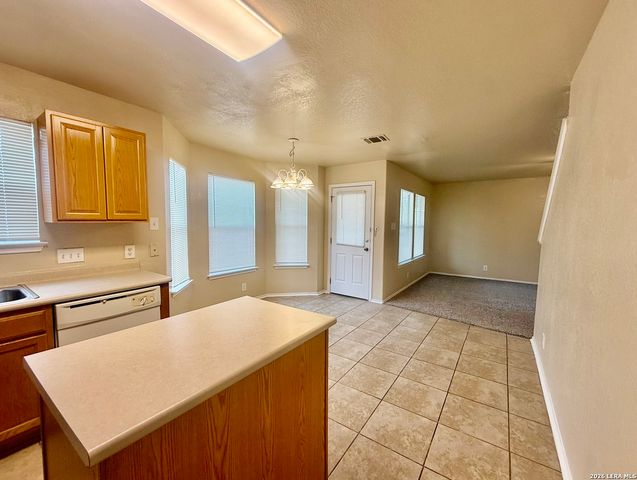 3615 DUNLAP FIELDS, Converse, TX 78109