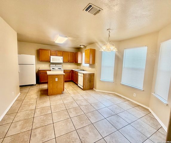 3615 DUNLAP FIELDS, Converse, TX 78109