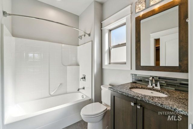 10852 W Mossywood Dr, Boise, ID 83709