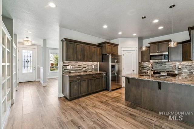 10852 W Mossywood Dr, Boise, ID 83709