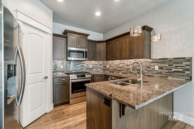 10852 W Mossywood Dr, Boise, ID 83709