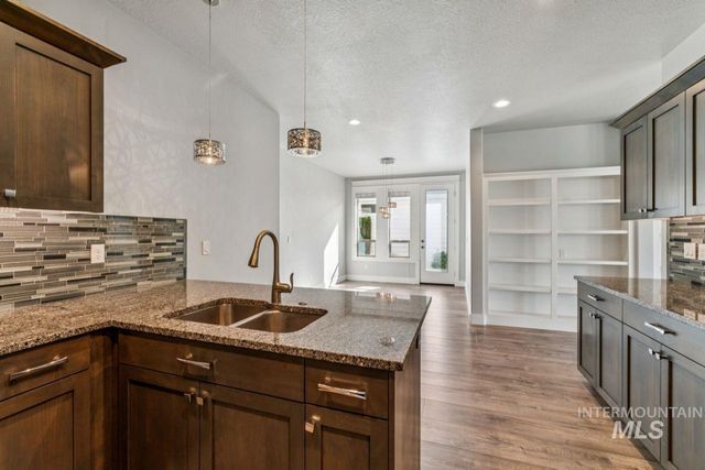 10852 W Mossywood Dr, Boise, ID 83709