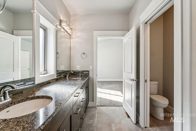 10852 W Mossywood Dr, Boise, ID 83709