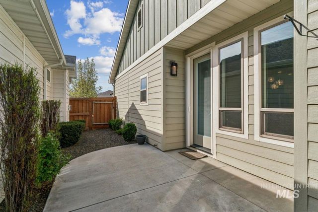 10852 W Mossywood Dr, Boise, ID 83709