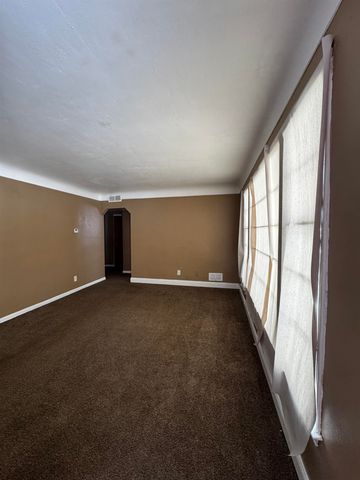 3009 Menominee Avenue, Flint, MI 48507