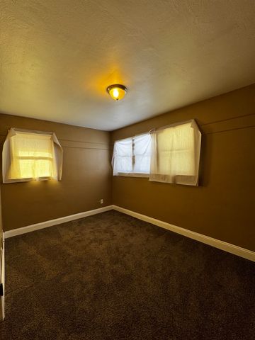 3009 Menominee Avenue, Flint, MI 48507