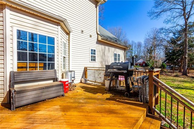 1036 Regency Park Drive, Braselton, GA 30517
