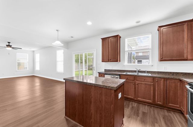 104 Roadster Row, Summerville, SC 29483