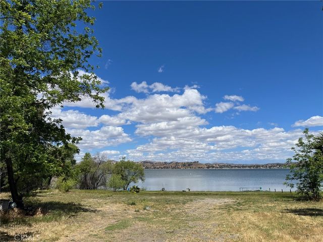 16242 Grand B, Lake Elsinore, CA 92530