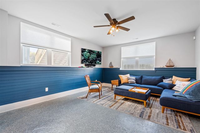 600 W Mechanic Street, New Buffalo, MI 49117