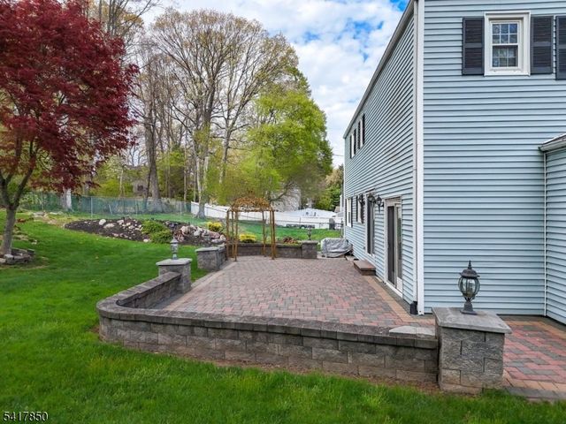 350 Parsippany Blvd, Parsippany-troy Hills Twp., NJ 07005