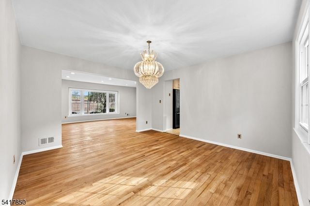 350 Parsippany Blvd, Parsippany-troy Hills Twp., NJ 07005