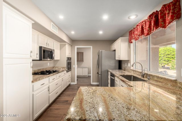 14610 W TRADING POST Drive, Sun City West, AZ 85375