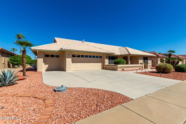 14610 W TRADING POST Drive, Sun City West, AZ 85375