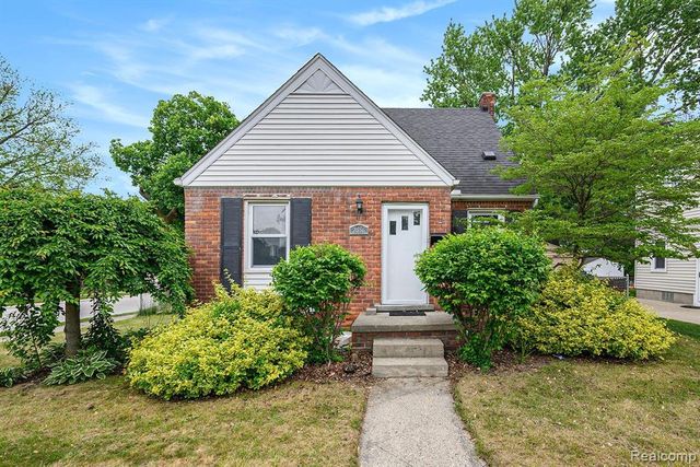 2856 Academy Street, Dearborn, MI 48124