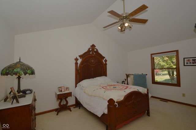 750 Cottage Lane, Greenwood, IN 46143