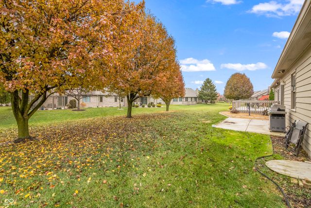 750 Cottage Lane, Greenwood, IN 46143