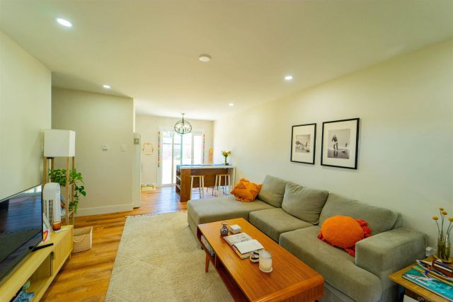 4190 Clairemont Dr, San Diego, CA 92117