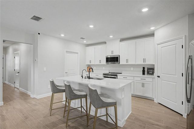 10906 RUSTIC EVE COURT, Land O Lakes, FL 34638