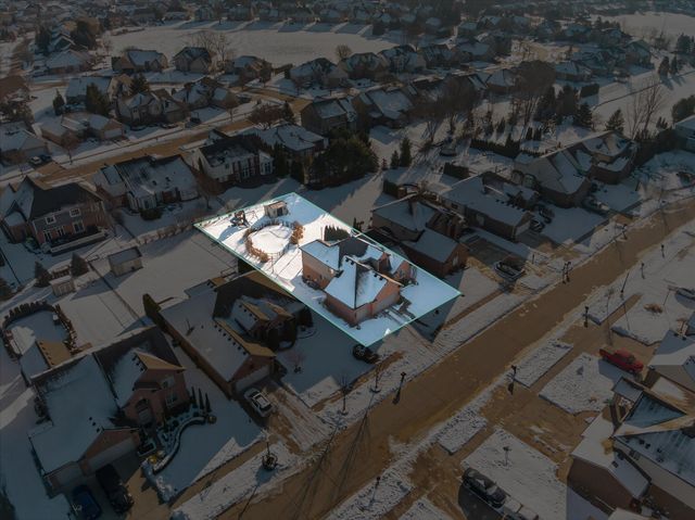 47376 Hidden Meadows Drive, Macomb Twp, MI 48044