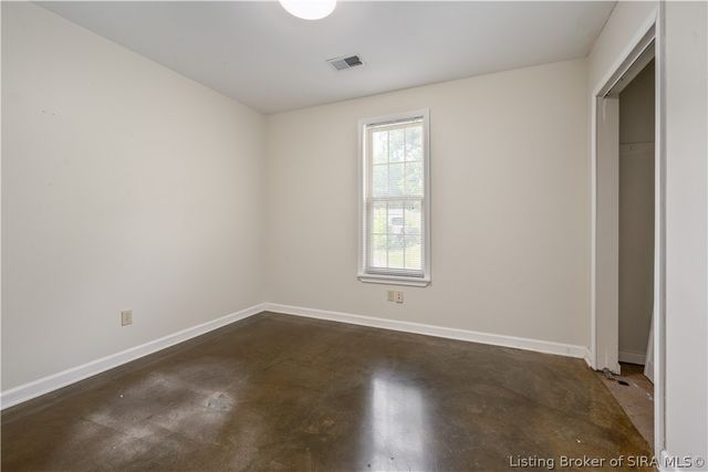 244 E Winbourne Avenue, Clarksville, IN 47129