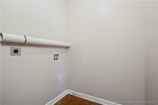 244 E Winbourne Avenue, Clarksville, IN 47129