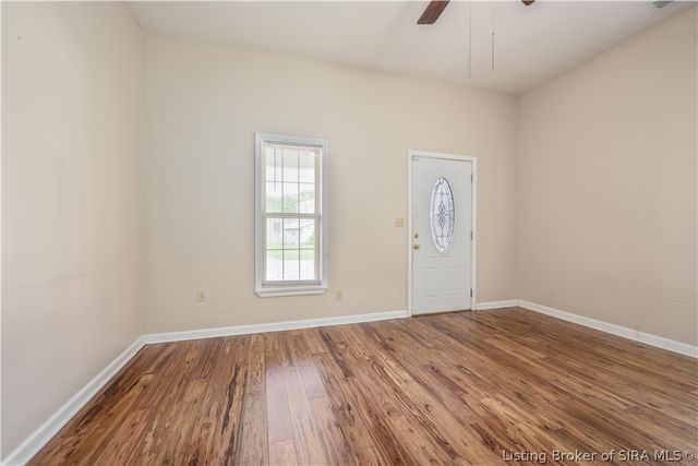 244 E Winbourne Avenue, Clarksville, IN 47129