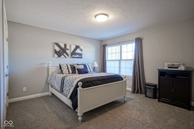 9749 Thorne Cliff Way 105, Fishers, IN 46037