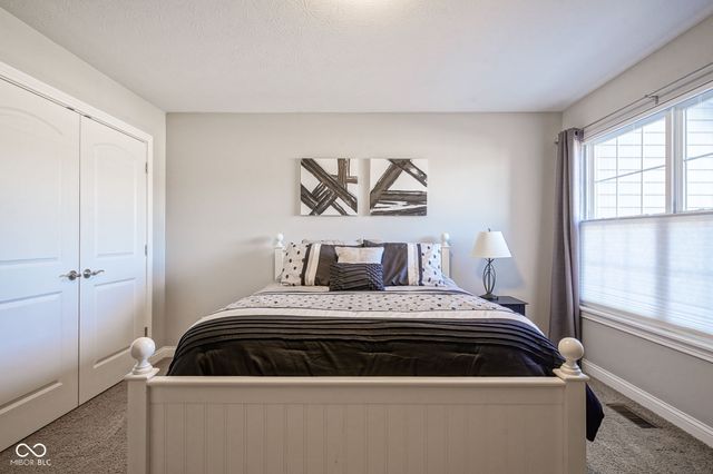 9749 Thorne Cliff Way 105, Fishers, IN 46037