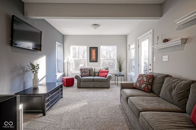 9749 Thorne Cliff Way 105, Fishers, IN 46037