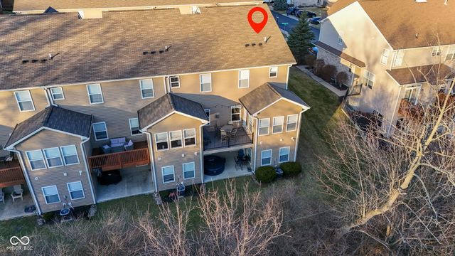 9749 Thorne Cliff Way 105, Fishers, IN 46037
