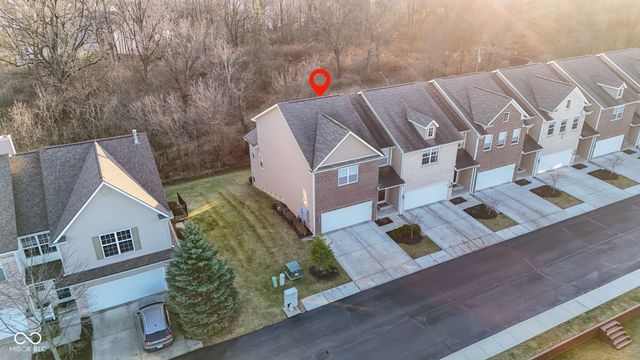 9749 Thorne Cliff Way 105, Fishers, IN 46037