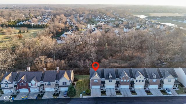 9749 Thorne Cliff Way 105, Fishers, IN 46037