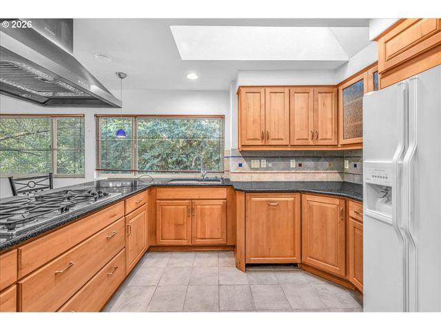 6630 Sw VENTURA Dr, Tigard, OR 97223