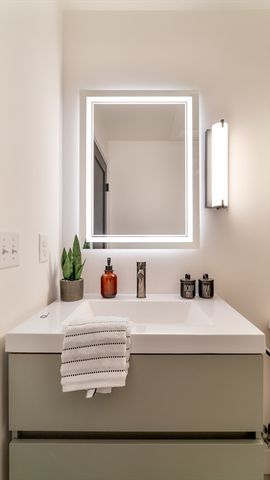 182 Tremont St. 5A, Somerville, MA 02143