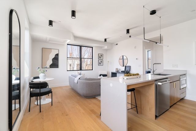 182 Tremont St. 5A, Somerville, MA 02143