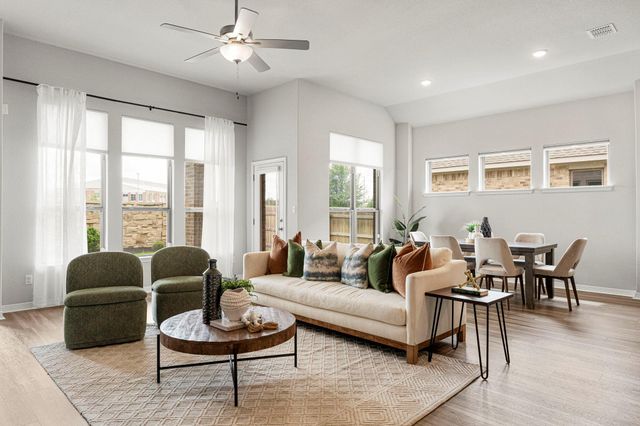 1144 Cathedral Oaks DR, Leander, TX 78641