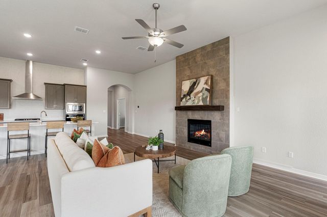 1144 Cathedral Oaks DR, Leander, TX 78641