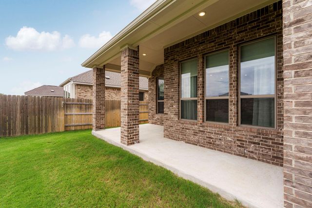 1144 Cathedral Oaks DR, Leander, TX 78641